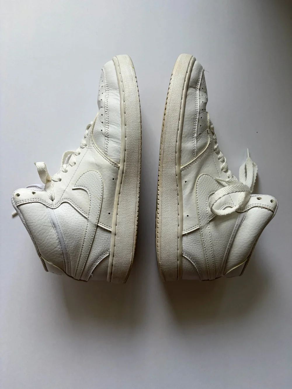 Nike Court Vision Mid in White. Size: 7.5 M